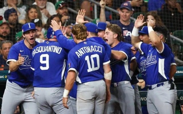 WBC新商品を米企業が爆速製作「こいつは最高」　斬新デザインTに「また素晴らしい」