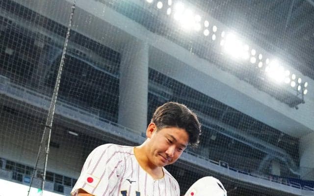 【WBC】菅野智之、巨人時代の後輩の専属カメラマンに？「菅野さんの愛が止まりませんねー」