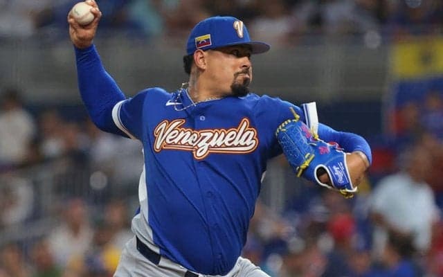 宮城＆曽谷に“フラれる”も…「兄弟のよう」　侍Jとの大一番、オリ守護神の深い愛情