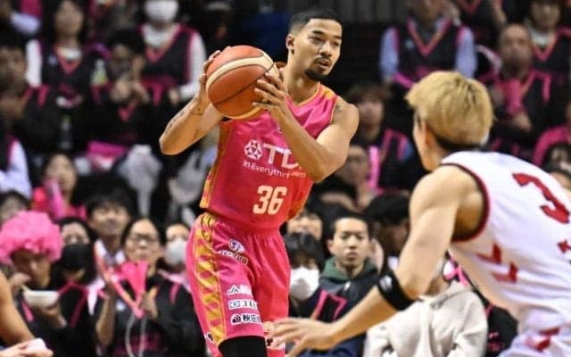 B3徳島が相原アレクサンダー学と選手契約を締結…1月にB1秋田を退団した190センチのスイングマン