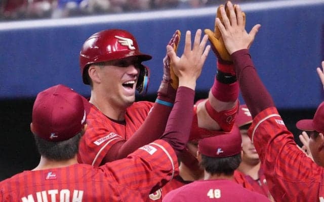 【楽天】新助っ人マッカスカーが来日初２打席連続弾「最高の形」２回同点３ラン＆３回２ラン