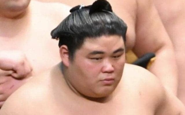 伊勢ケ浜親方から暴行被害、伯乃富士が７日目から再出場