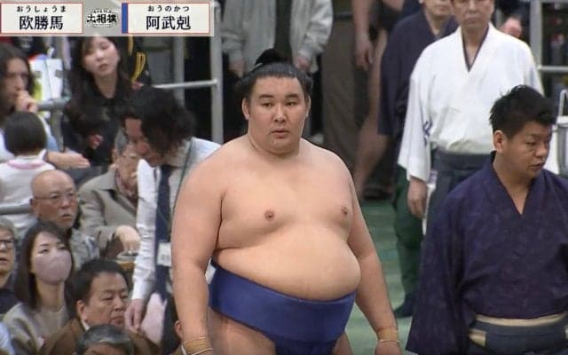 え？勝ったはずが…大相撲三月場所でまさかの“反則負け” 欧勝馬は呆然「まだ掴んでいたと捉えられたんでしょうね」