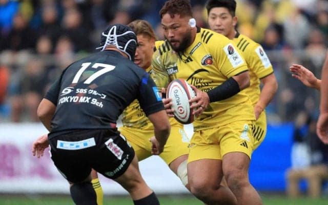 プライドがぶつかり合う『府中ダービー』。先陣を切るのは、誰よりも体を張る男