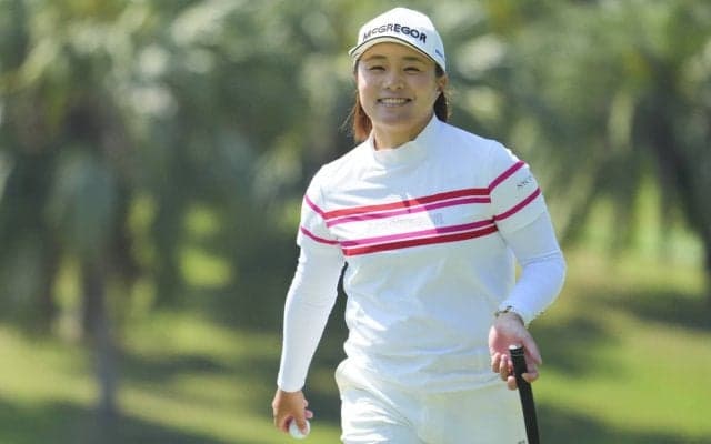 初日はパー4で「9」を打ったけど… 永峰咲希が粘りの「72」で10位浮上