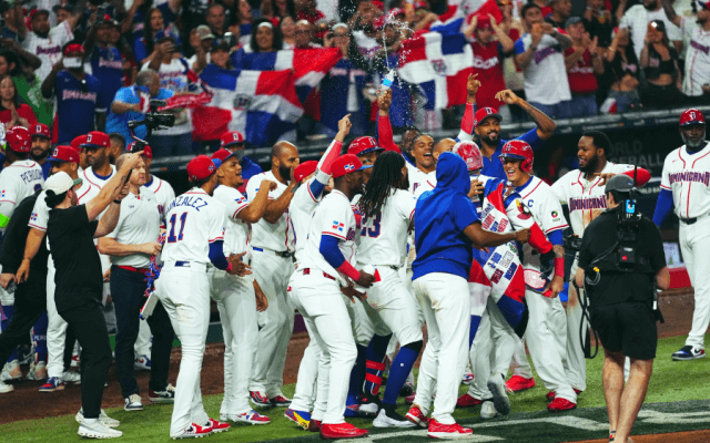 ドミニカ共和国が4強1番乗り　韓国に7回コールド勝ち…超強力打線で10得点、豪快3ランで試合終了