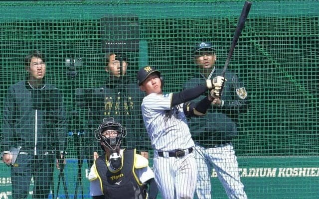 阪神　ドラフト１位・立石正広が衝撃アーチ２発　初ライブＢＰで強烈打球　右へ左へ広角にたたき込む　フリー打撃でも柵越え１０発