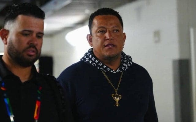 侍Jと大一番へ…ベネズエラが球場入り　マチャドは陽気に挨拶、正捕手ペレスは「お腹すいた」