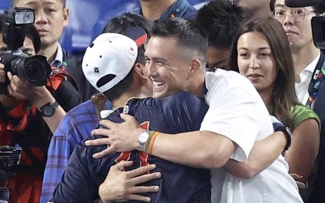 【WBC】ヌートバー、侍を激励「コンドウが鍵になる」中村悠平らとハグ　前回世界一に貢献