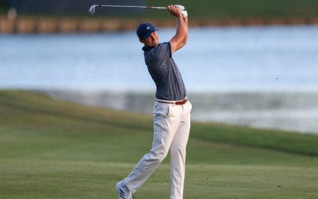 L.オーバーグが単独首位　3勝目を狙う最終日は「間違いなく緊張する」