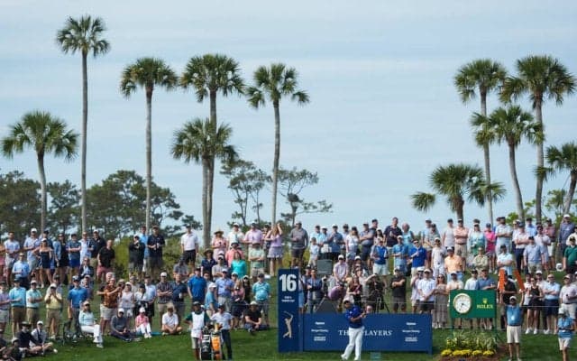 試合会場の1マイル先で銃殺事件 第5のメジャーの開場時刻が遅れる