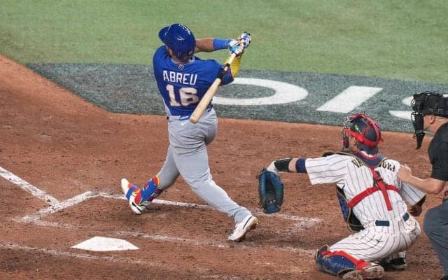 【WBC】ベネズエラが８回に日本のお株奪う「足攻」で大きすぎる追加点　侍ジャパンのミスも誘う