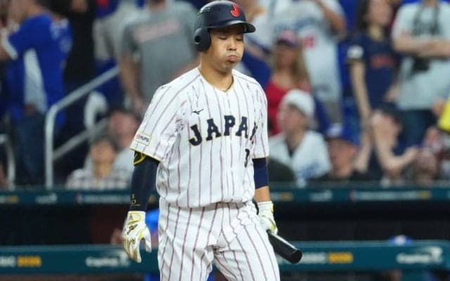 近藤健介、13の0で終戦　9回代打で登場も三振…頭抱えて呆然、準々決勝敗退に沈痛