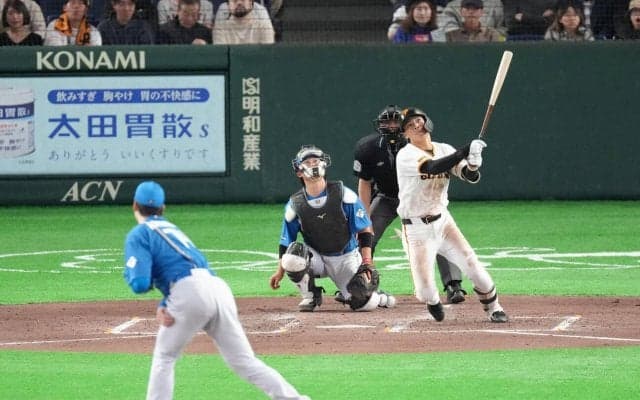 【巨人】チーム待望の初アーチは21歳育成選手　有原航平のスライダーを鋭くスタンドへ突き刺す