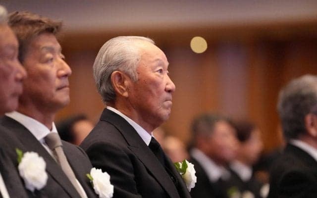 青木功が盟友尾崎将司さんお別れの会で弔辞「おまえさんがいなかったら俺はとっくに終わっていた」