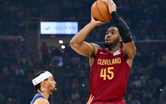 キャブスのオールスターガード、ドノバン・ミッチェルがシーズン通算1万5000得点を突破