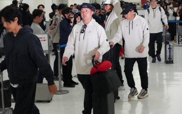 笑顔なき帰国も…侍ジャパンに「胸を張って」　ねぎらいの声続々、ファンが感謝「幸せ」