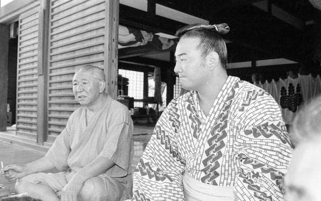 【悼む】「こんなにご飯、おいしいのかあ」若嶋津さん過酷増量ゆえの喜びとは…