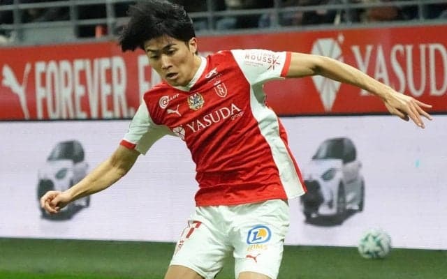 ｢こんなん決められたら惚れるわ｣中村敬斗、劇的AT弾から続く躍動！ランスは痛恨も｢反転フィニッシュ｣の余韻と際立つエースの存在感