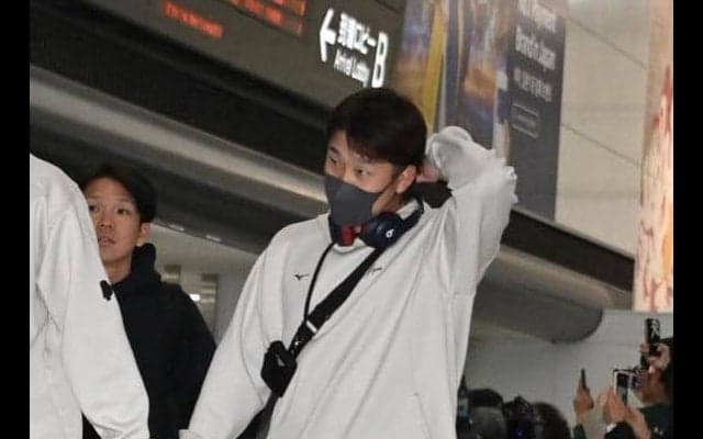 広島・小園　２０日ソフトバンク戦から１軍合流　新井監督「時差ボケもあると思うし、満足に練習もできていないと思う」