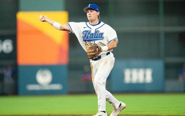 【WBC2026】「またしても信じられないフェイク」イタリア23歳遊撃手がトリックプレーで走者を幻惑　ダイビングを偽装し……併殺成立