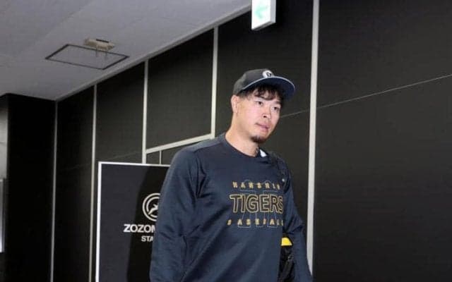 阪神　佐藤輝明＆森下翔太＆坂本誠志郎がチームに合流　帰国翌日即、ロッテ戦で球場入り