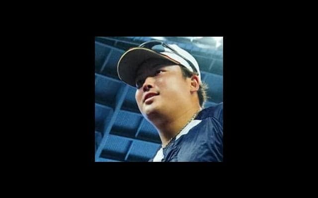 【WBC】村上宗隆が大谷翔平とグータッチショット「何もチームの力になれず申し訳ございません」