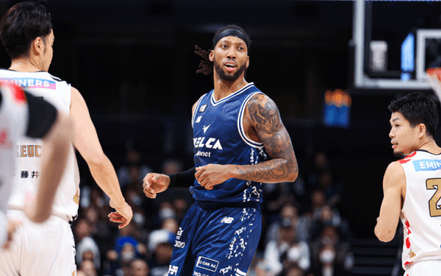 西地区首位の長崎に大痛手…アキル・ミッチェルが左下腿三頭筋損傷で全治4～6週間