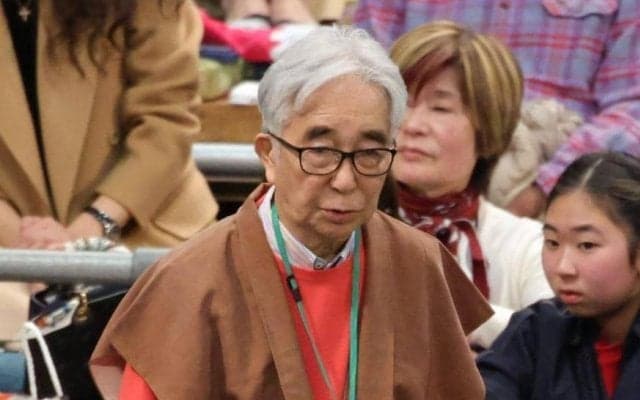 驚異の９４歳大ベテラン俳優が元気に春場所観戦　ＳＮＳ大盛り上がり「元気そうでよかった」「オロナミンＣ飲みたくなるね」