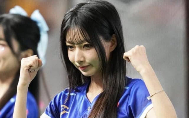 WBC終戦後…渋谷に出現した台湾美人「なんでこんなに美しいの」　無念の敗退で満喫