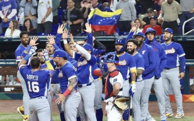 【WBC】ベネズエラが悲願の初優勝！〝史上最強〟米国に競り勝って世界一の座つかみとる