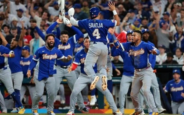 WBC初制覇のベネズエラ、溢れた涙に球場喝采　試合後に国歌斉唱…侍J撃破の“世界一軍団”が快挙