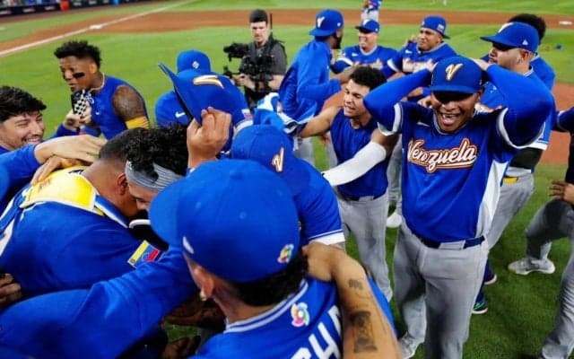 ベネズエラ、“優勝候補”だった米代表に劇的勝利　歓喜の世界一に大砲スアレスは涙の絶叫「誰も俺たちが勝つなんて信じてなかった」【WBC】