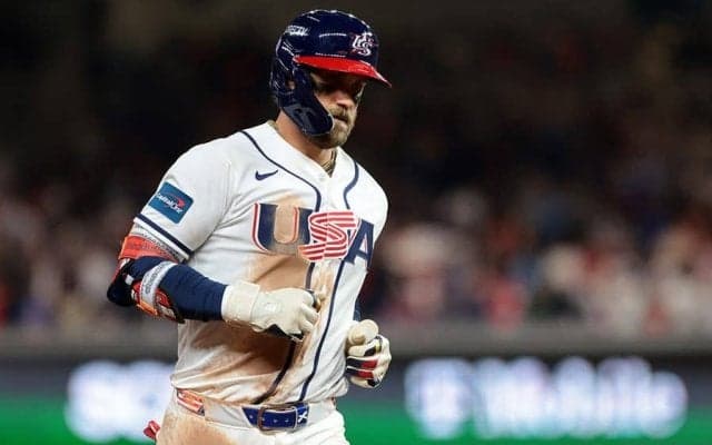 米国敗退直後…「非常に気品のある」行動　MVP2回の主砲に感動の声「リスペクト」