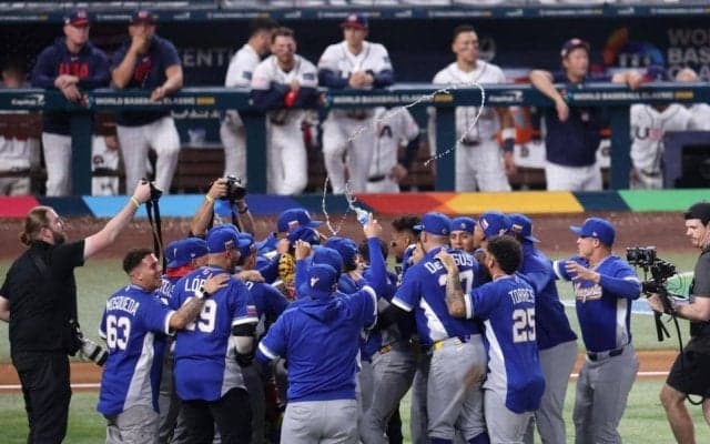 「エグっ！」「顔より太い腕」ＷＢＣマイアミでも体鍛えてたプロ野球ＯＢがヤバい「合成写真！？」「宇髄天元ｗ」「引退した体じゃない」　杉谷氏が伝える