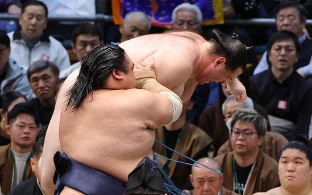 新入幕の藤凌駕が６勝目「このまま引き下がれるわけがない」目の前で兄弟子の藤青雲が勝ち越す