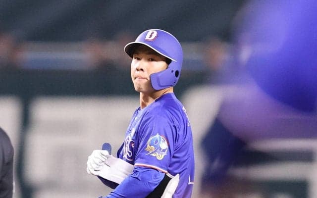 【中日】福永裕基が足の張りで初回打席に立たず、始球式のカリステと交代「こっちが止めた」監督