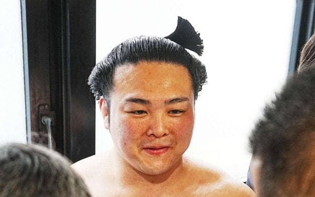 炎鵬「あきらめずにやってきてよかった」３年ぶり関取復帰に前進「あと１番、死ぬ気で」