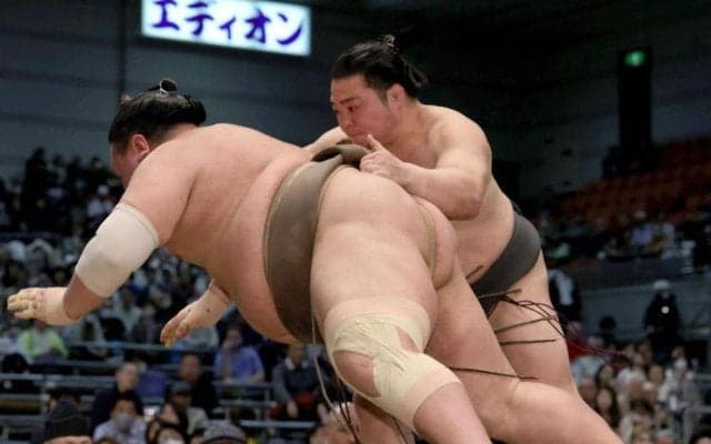 炎鵬　関取復帰へ前進　一時は序ノ口まで転落も奇跡の復活へ「自分を信じた。すごく大きい１勝」