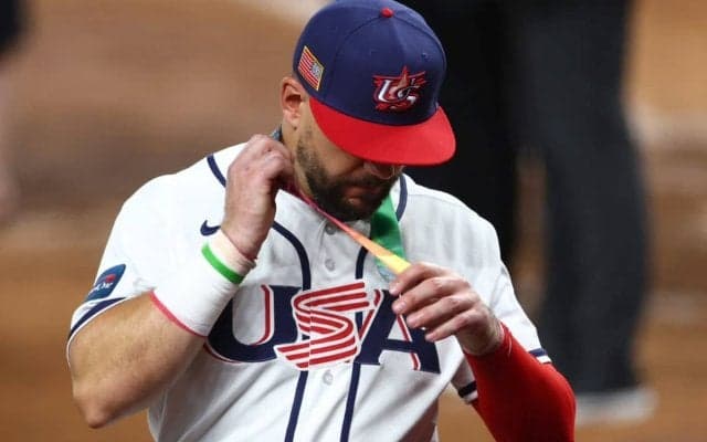 問われる“敗者”の資質　波紋を生んだ表彰式での米ナインの振る舞い　母国記者は批判の声に異論「もはや銀メダルは望んでなかった」【WBC】