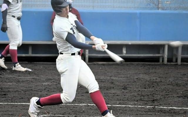 大阪桐蔭は「強打」だけではない　「おかわり君」を父に持つ選手も