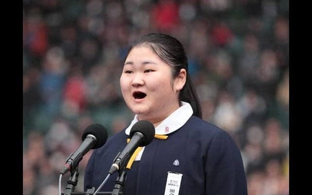 センバツ開会式で国歌独唱の鈴木彩花さん「納得できる出来」