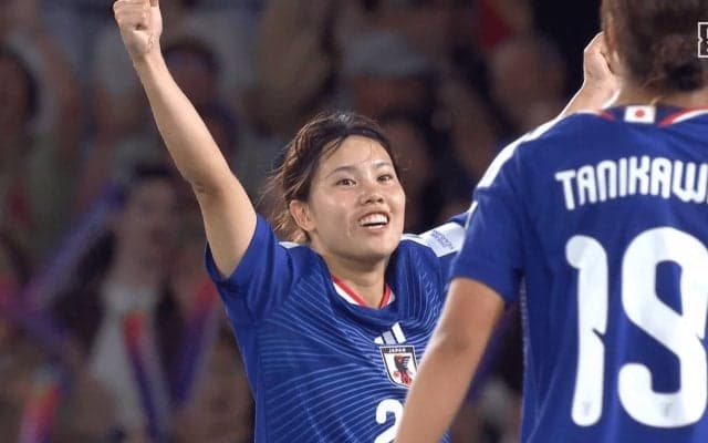 「かわいいw」「温度差すごい」なでしこ21歳の“ドヤ顔→ガッカリ顔”が大反響！松窪真心が日韓戦で幻のゴール「絵になる」【女子アジアカップ】