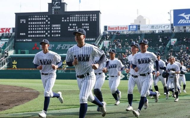 【センバツ】１打席の重み…阿南光、試行錯誤の「DH制」実らず　守備とのリズム課題も夏への糧に