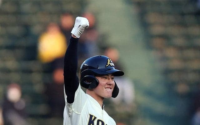 【センバツ】八戸学院光星がタイブレーク制す　10回に９点勝ち越し　崇徳は50年ぶり白星逃す