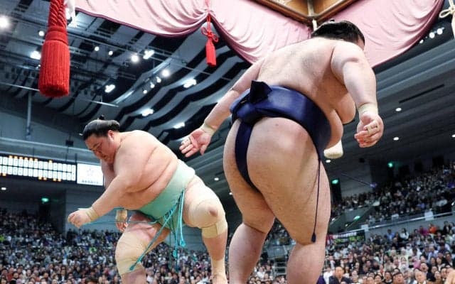 琴桜、高校の後輩・豪ノ山の壁になって勝ち越し決める　８場所ぶり２桁白星見据え「集中したい」