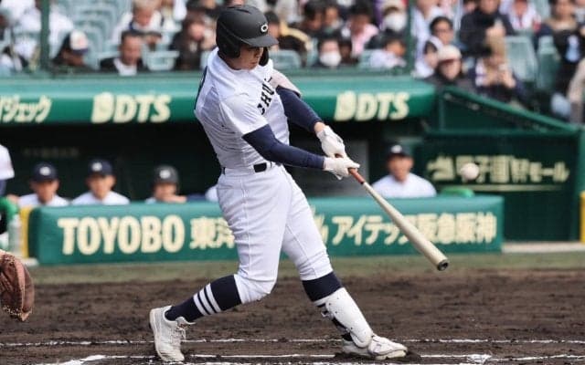 中京大中京の主砲が盟友との準決勝対決を熱望！次戦から快音打てるか【センバツ】