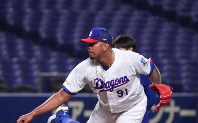 【中日】パナマ代表のメヒアが合流　松山の代役守護神に意欲「期待の証し。機会あれば全力で」