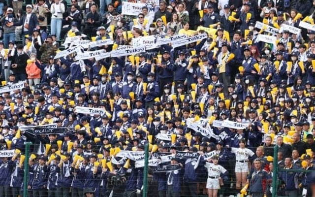 甲子園で流れた懐かしの1曲「エモかった」　33年の時を越え…アルプス席で“粋な計らい”