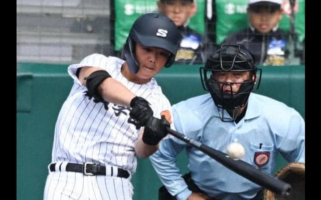 滋賀学園が9年ぶり初戦突破　21世紀枠の長崎西破る　センバツ